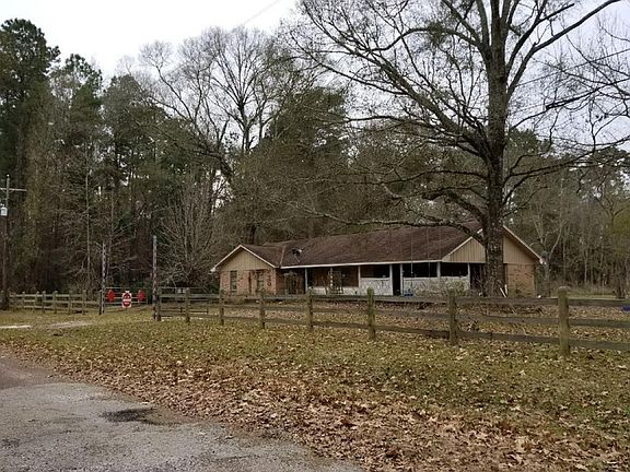 2nd image of 11926 N Lakewood Dr