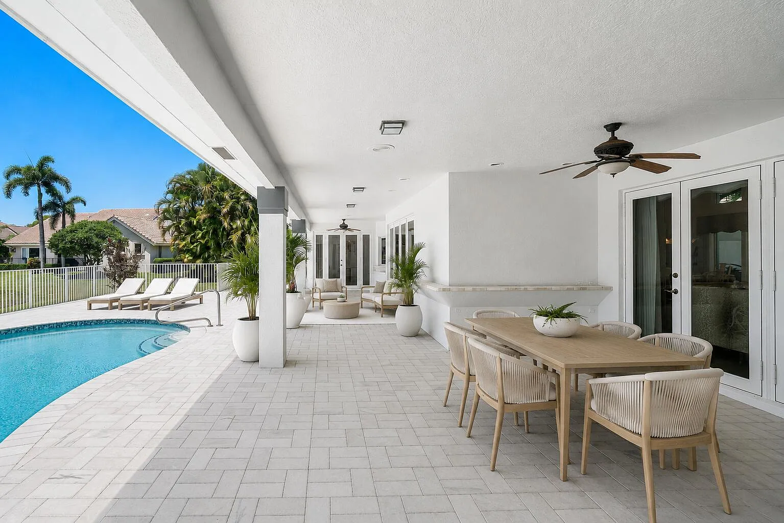 4 bed, 3.5 bath, 3543 sqft, $15,000 — Photo 3