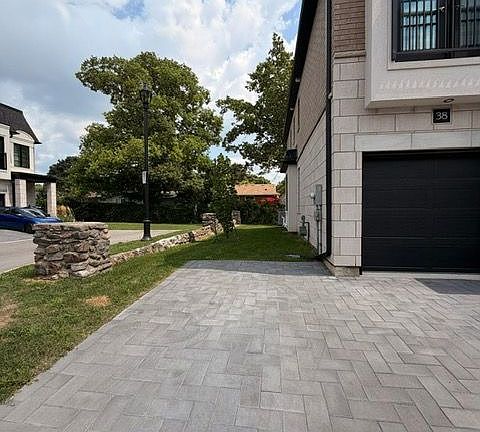3rd image of 143 Elgin St N Lot 38