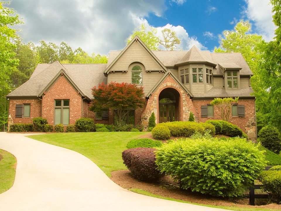 Immaculately Maintained 