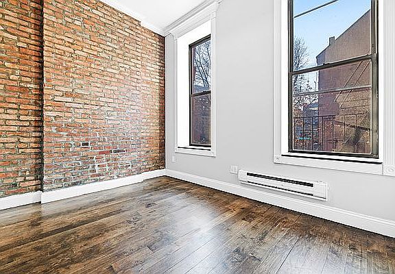 2nd image of 248 Mott St #3GARDEN