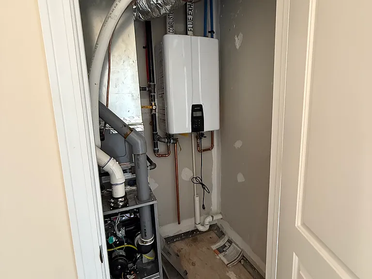 115 Main St #26 — Photo 13