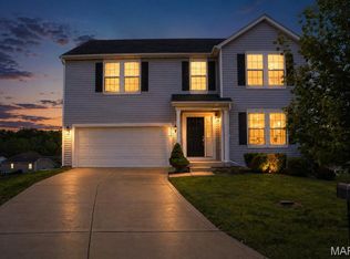 3336 Grace Hill Dr, Lake Saint Louis, MO 63367