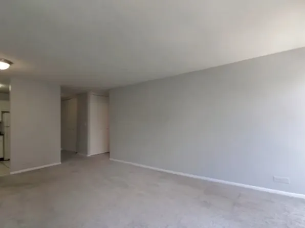 70 E Scott St, Chicago, IL 60610