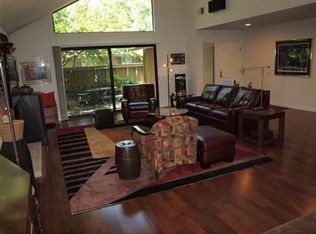 1952 Discovery Village Ln, Gold River, CA