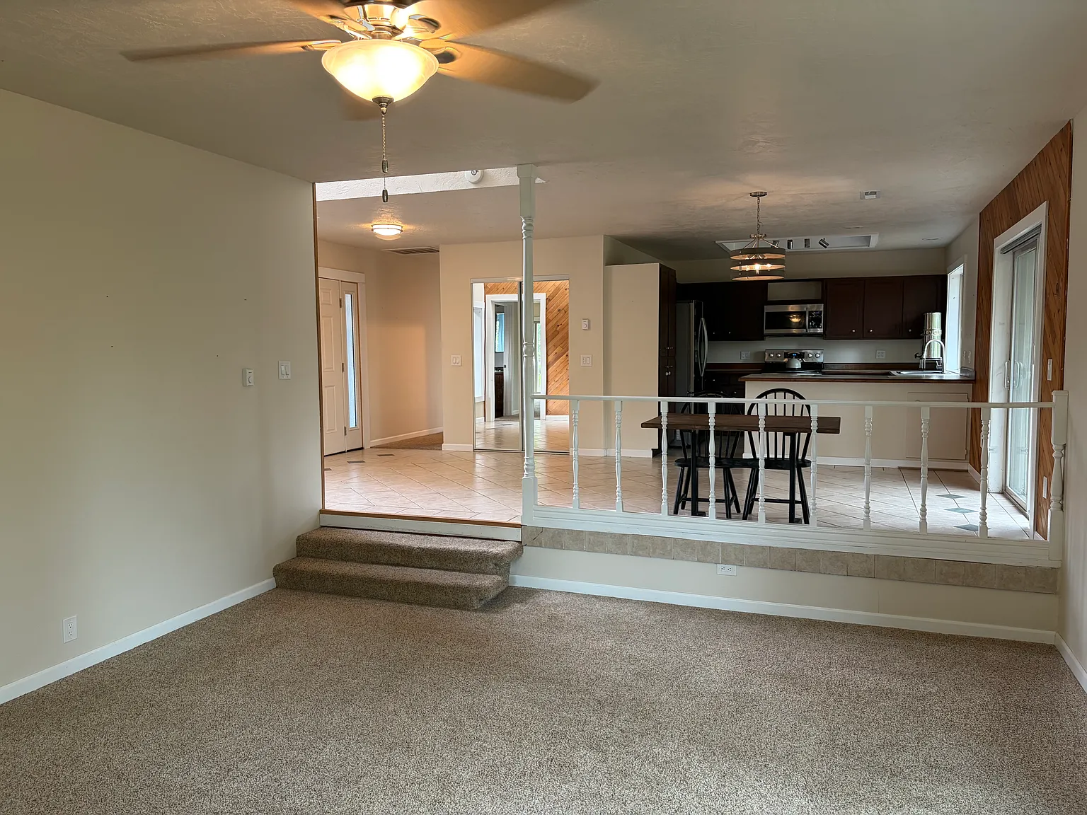 3 bed, 1780 sqft, $2,695 — Photo 2