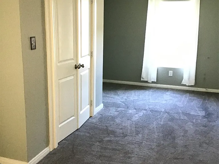 10131 Cerritos Dr — Photo 12