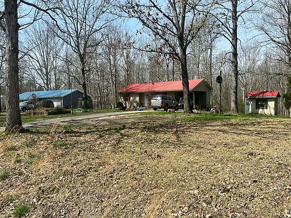 2nd image of 2575 Lick Creek Rd