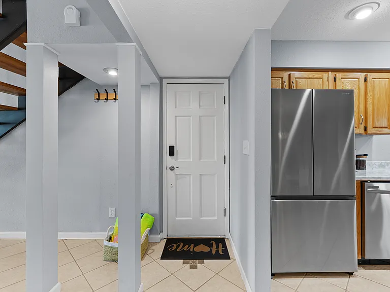 4838 Huron Dr — Photo 21