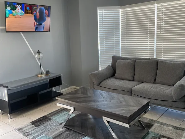 10524 Ashwood Dr APT A, El Paso, TX 79935