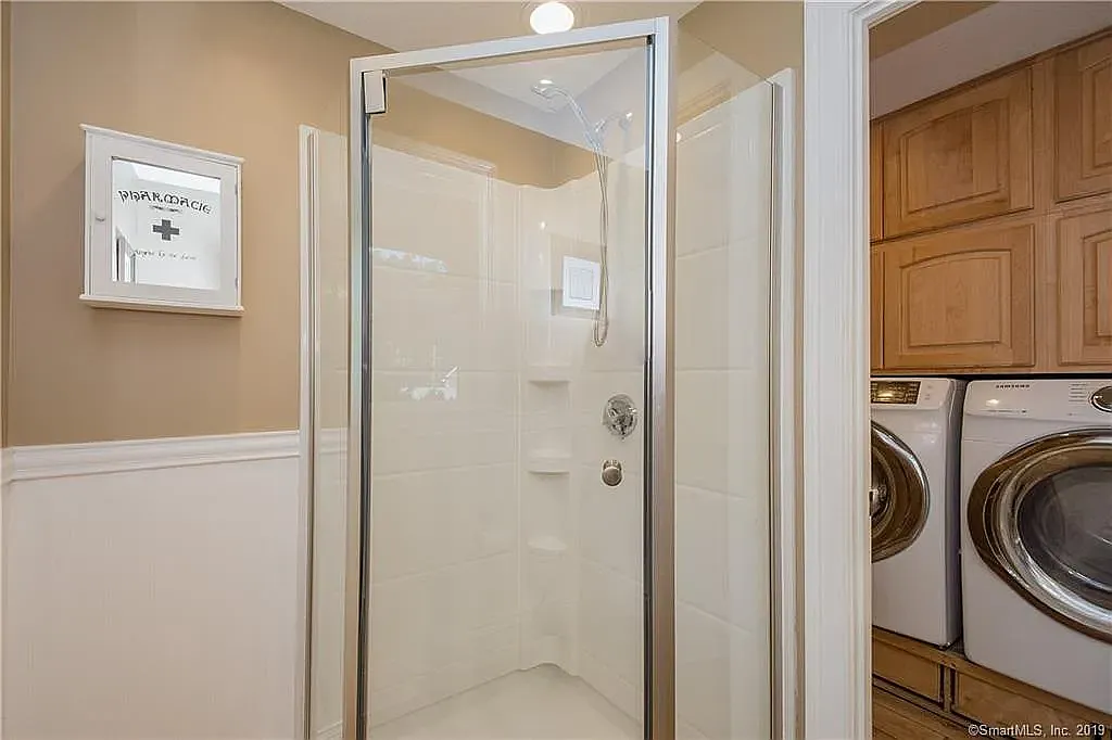 4 bed, 1772 sqft, $3,400 — Photo 2