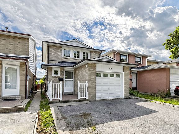 3rd image of 37 Woodsview Ave