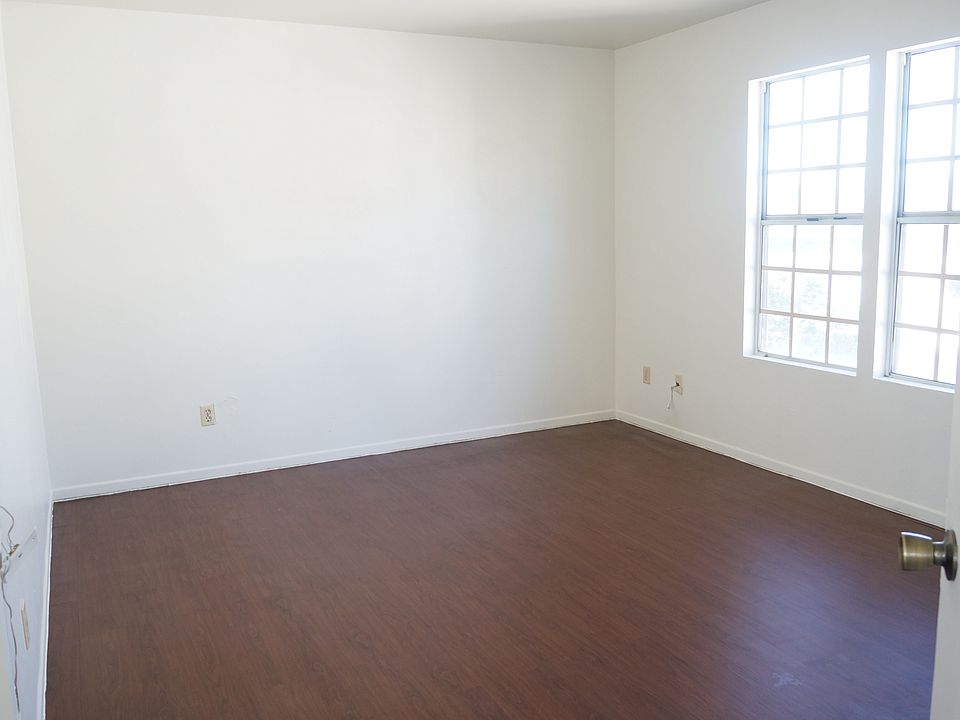 Bedroom #1