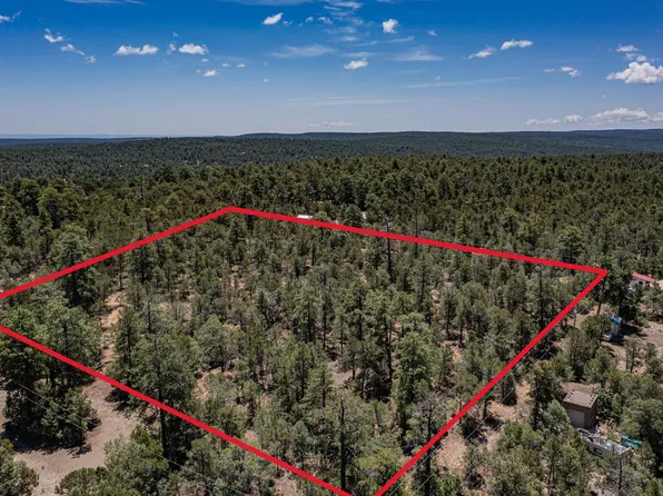 38 Bobolink Ln, Tijeras, NM 87059