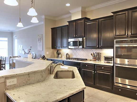 4th image of 385 Myrtle Brook Bnd
