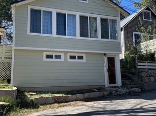 32830 Cougar Ln, Arrowbear Lake, CA 92382