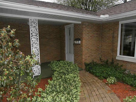 3rd image of 1602 E Beardsley Ave