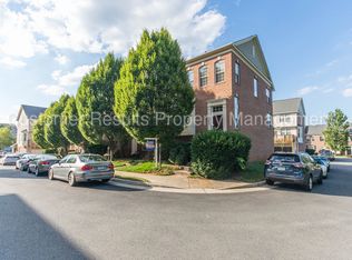 20856 Quay Ln, Sterling, VA 20165