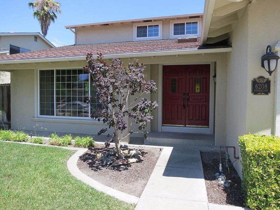 2nd image of 6208 Evangeline Dr