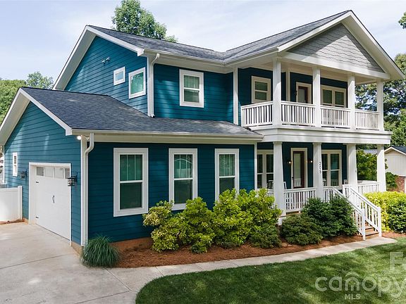 3rd image of 205 Sherwood Dr