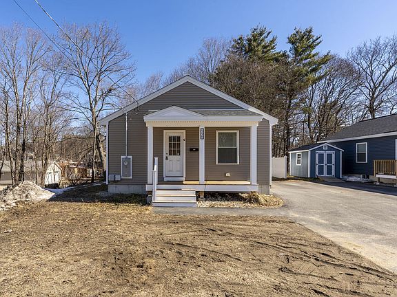 2nd image of 598 Main Street