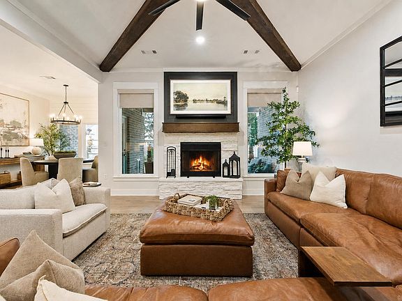 3rd image of 7205 Havenwood Dr