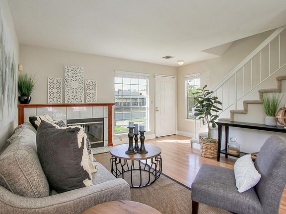 5th image of 205 Banana Grove Ln