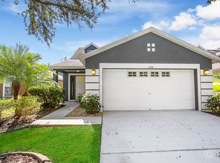 6134 Skylarkcrest Dr, Lithia, FL 33547