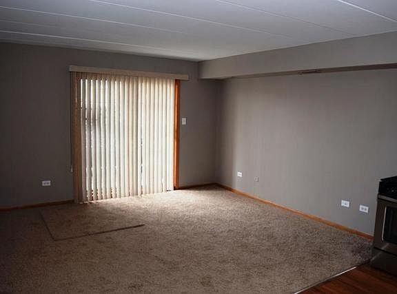 4th image of 6047 S Archer Ave Unit 1A