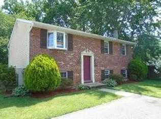 327 Sassafras Rd, Baltimore, MD 21220