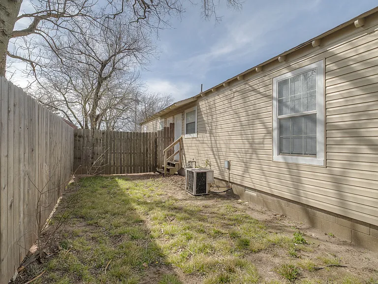 1133 Stubbeman Ave — Photo 21