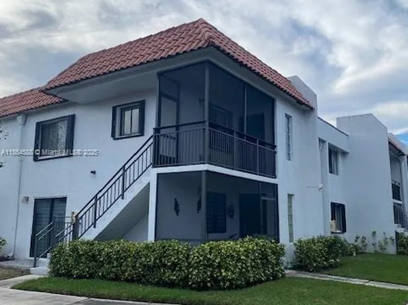 286 Racquet Club Rd APT 201, Weston, FL 33326