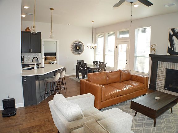 5th image of 1819 W Canvasback Ct