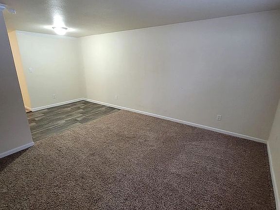 4th image of 1405 W 8th Ave #2
