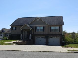9170 Wood Dale Ln, Hixson, TN 37343