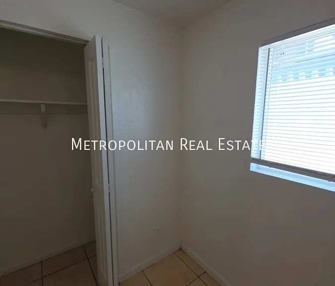 4829 N 37th Ave #4 — Photo 9