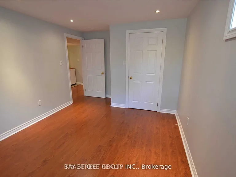 92 Sir Jacobs Cres #BASEMENT — Photo 11