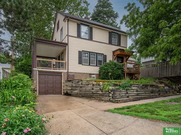 308 S 48th St, Omaha, NE 68132
