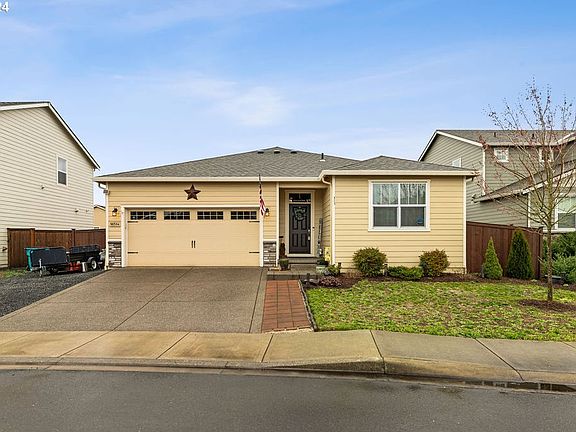 2nd image of 16514 NE 92nd Cir