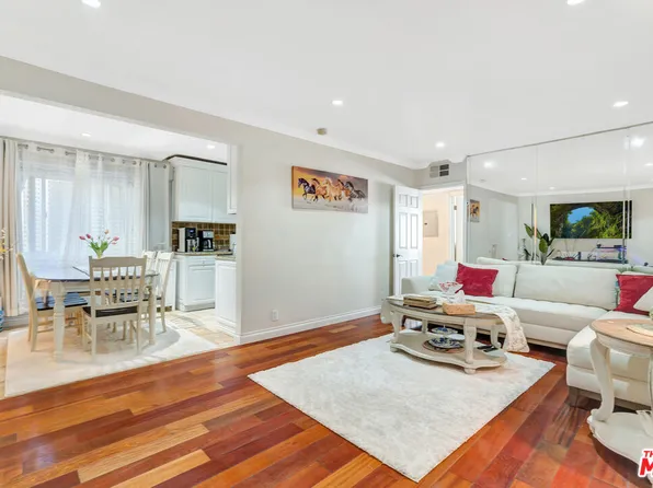 4610 Densmore Ave Unit 105, Encino, CA 91436