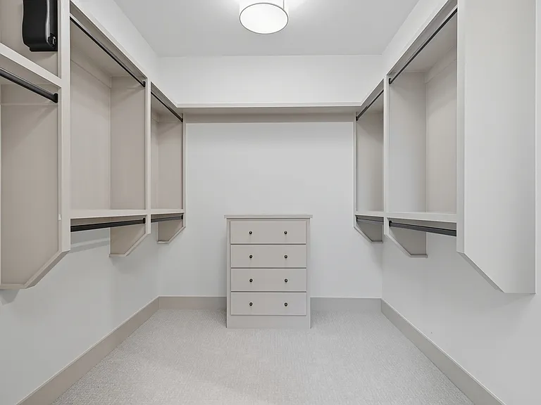 3921 S Madison Ave — Photo 55
