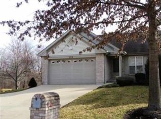 2318-2322 Rabbit Trail Dr, Washington, MO 63090