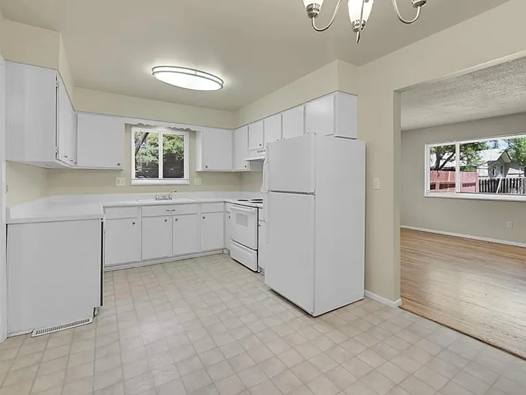 4102 Garrett Pl — Photo 13