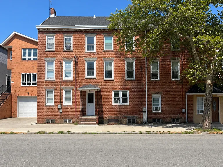 201-203 N 2nd St #3 — Photo 12