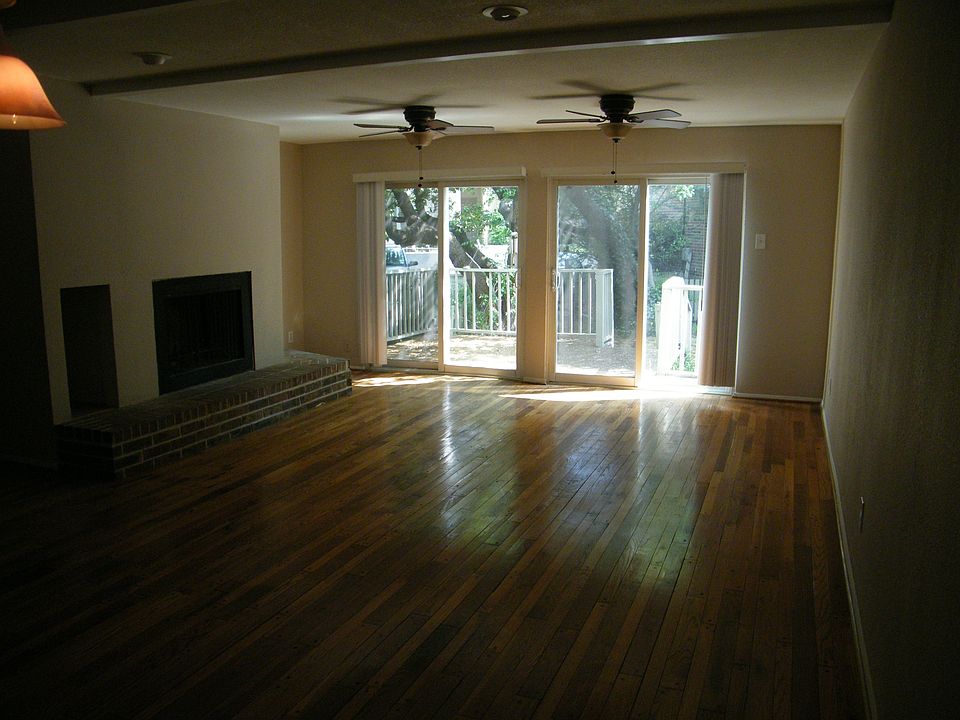 1st image of 6808 Eastridge Dr APT 17