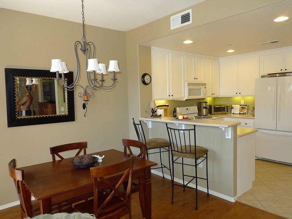 Open and Bright Kitchen