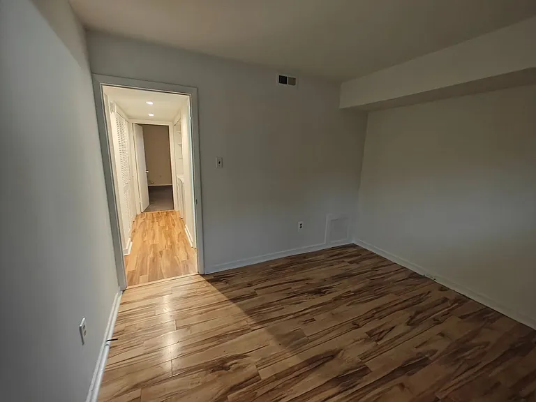 10224 Iron Mill Rd — Photo 9