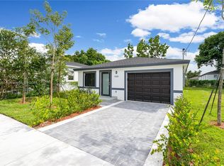 1540 NW 66th St, Miami, FL 33147