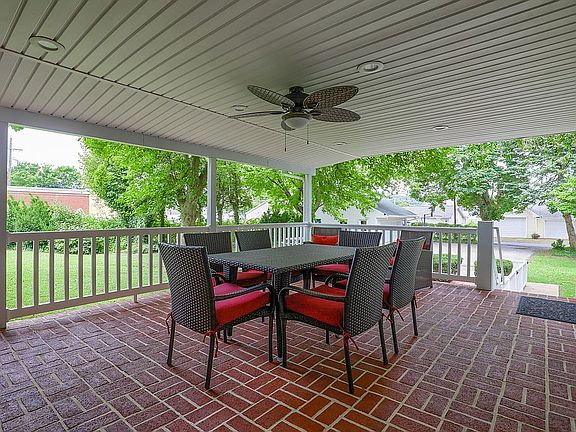 2nd image of 424 Hellam St
