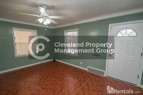 4th image of 4373 Parkton Dr